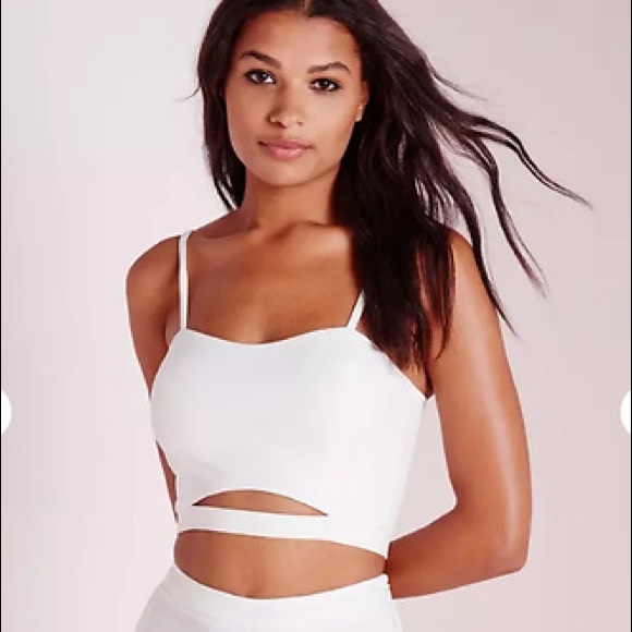 Missguided Ocean Crepe Cut Out Bralet Top in Teal - Picture 2 of 11